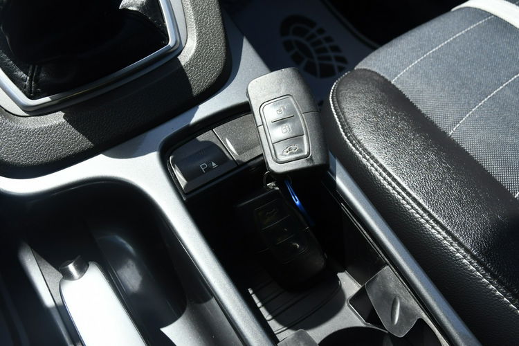 Ford Kuga 2.0tdci zdjęcie 24