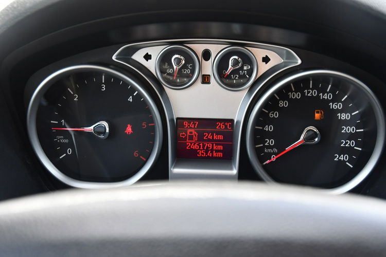 Ford Kuga 2.0tdci zdjęcie 28