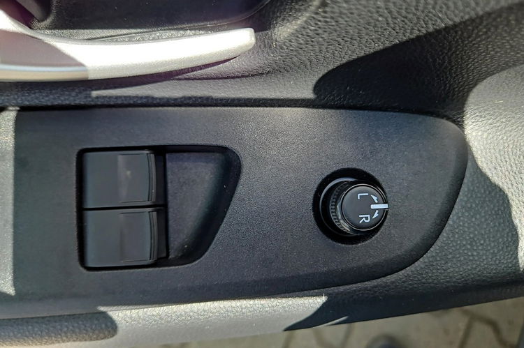 Toyota Aygo X 1.0 VVTi 72KM CVT EXECUTIVE SMART, salon Polska, gwarancja zdjęcie 20
