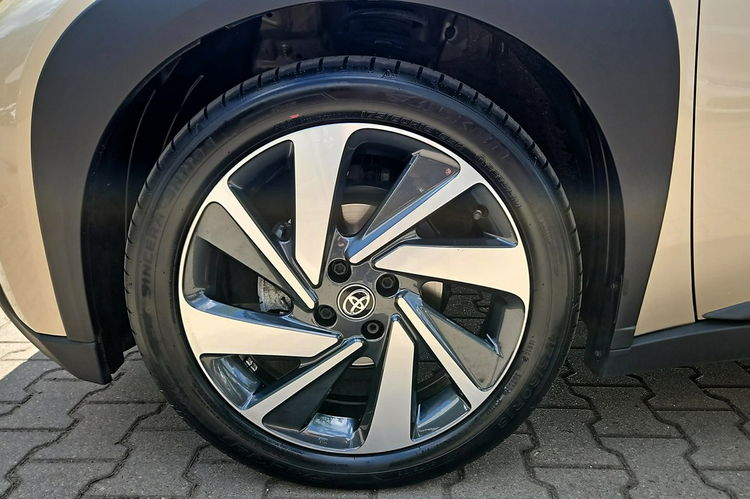 Toyota Aygo X 1.0 VVTi 72KM CVT EXECUTIVE SMART, salon Polska, gwarancja zdjęcie 27