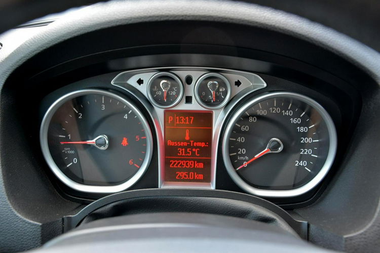 Ford Kuga Titanium Lift Bi-Xenon Ledy 4x4 2xParktronic Oryginał Alu17" zdjęcie 27