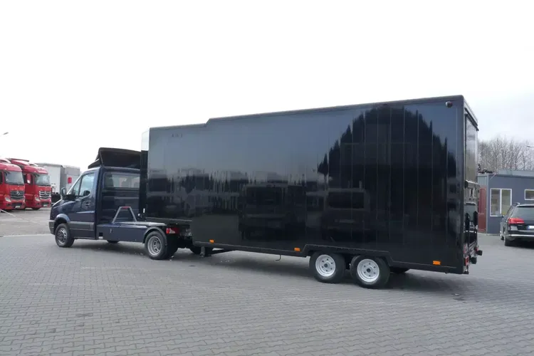 Volkswagen CRAFTER 2, 5L D / CIĄGNIK SIODŁOWY Z NACZEPĄ / zdjęcie 3
