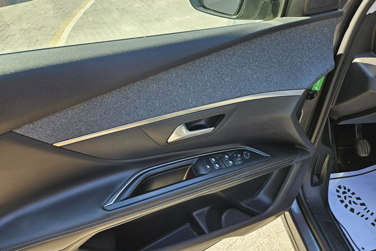 Peugeot 5008 1.5 HDi Allure S&S / Bezwypadkowy / ZADBANY zdjęcie 7