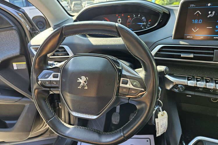 Peugeot 5008 1.5 HDi Allure S&S / Bezwypadkowy / ZADBANY zdjęcie 8
