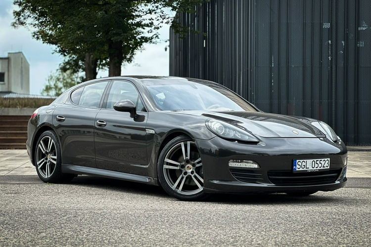 PORSCHE Panamera zdjęcie 4