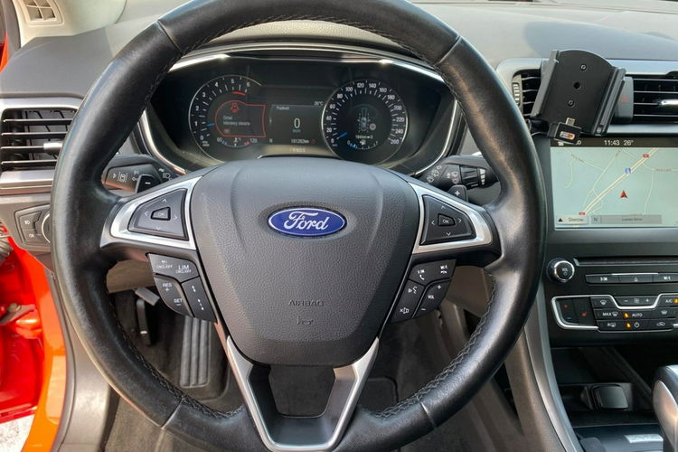 Ford Mondeo 2.0 TDCi Start-Stopp PowerShift-Aut Titanium zdjęcie 21