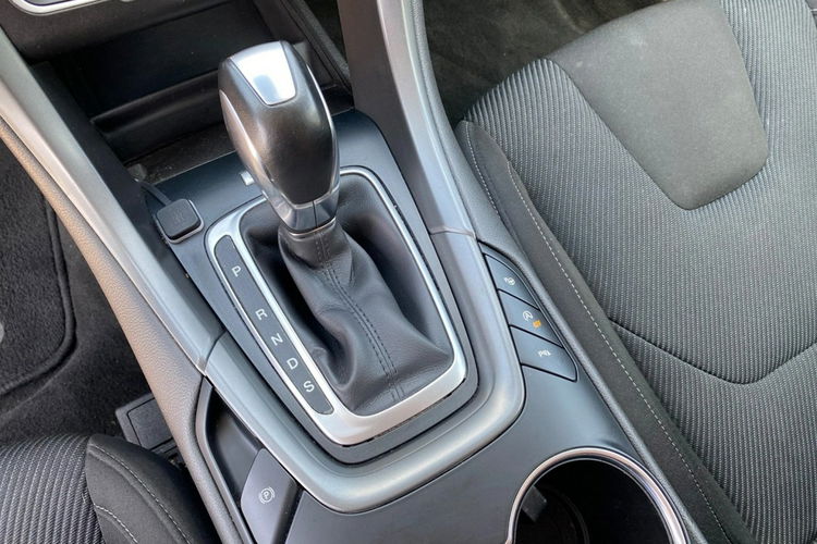 Ford Mondeo 2.0 TDCi Start-Stopp PowerShift-Aut Titanium zdjęcie 25