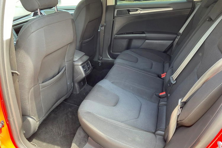 Ford Mondeo 2.0 TDCi Start-Stopp PowerShift-Aut Titanium zdjęcie 32