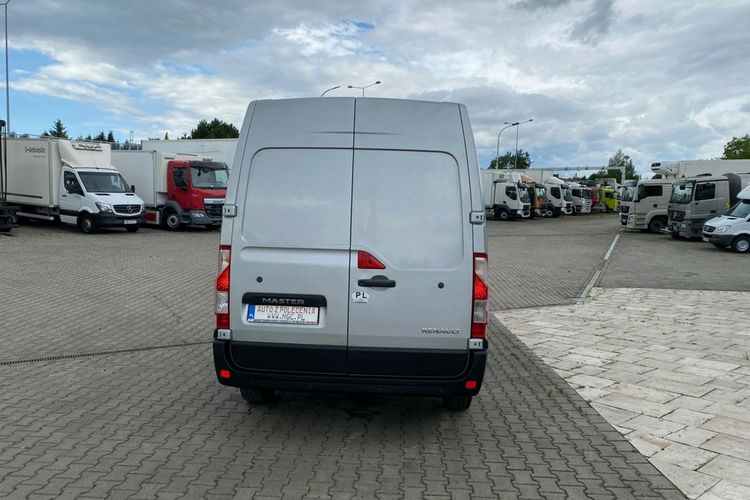 Renault Master 2.3dCi 125 / L2H3 // NAWIGACJA / PDC zdjęcie 11