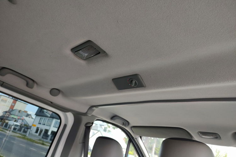 Opel Vivaro 2.0 CDTi 100KM Klimatyzacja 9 osobowy zdjęcie 16