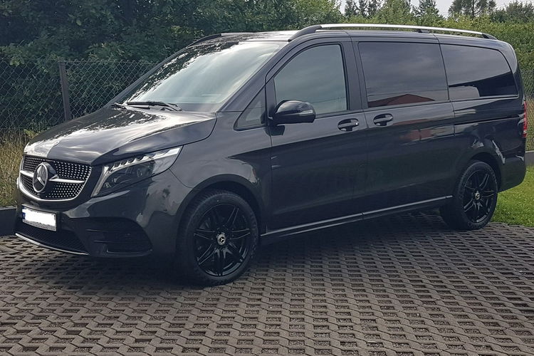 Mercedes V 300 V KLASSE 4 MATIC 7 OSÓB BOGATE WYPOSAŻENIA DŁUGI zdjęcie 1