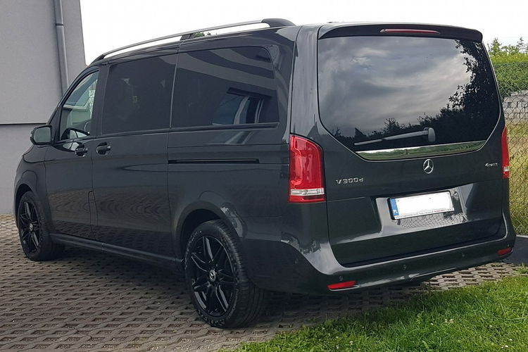 Mercedes V 300 V KLASSE 4 MATIC 7 OSÓB BOGATE WYPOSAŻENIA DŁUGI zdjęcie 3