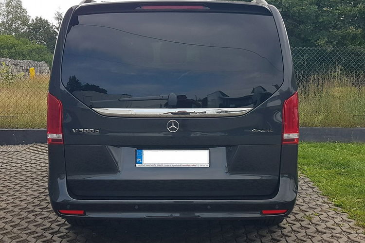 Mercedes V 300 V KLASSE 4 MATIC 7 OSÓB BOGATE WYPOSAŻENIA DŁUGI zdjęcie 20