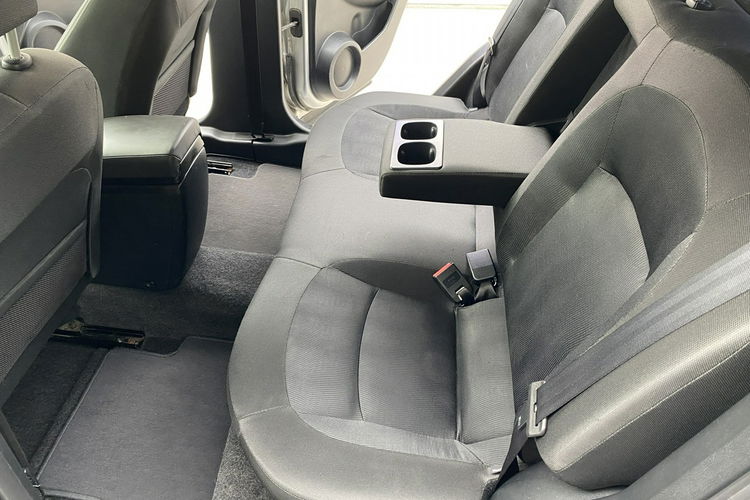 Nissan Qashqai 4X4. Zadbany Bezwypadkowy Niski oryginalny przebieg zdjęcie 10