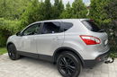 Nissan Qashqai 4X4. Zadbany Bezwypadkowy Niski oryginalny przebieg zdjęcie 4