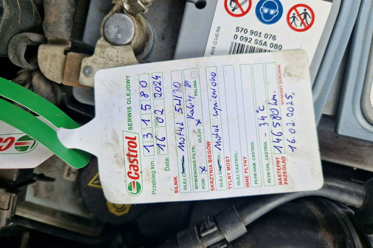 Volkswagen Passat . Virtualny licznik . Skóra . Led . Navi. Wentylowane fotele. zdjęcie 36