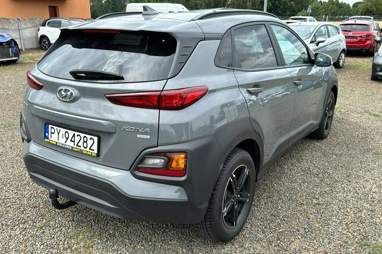 Hyundai Kona hybryda, automat, 12 tys.km, zarejestrowany zdjęcie 4