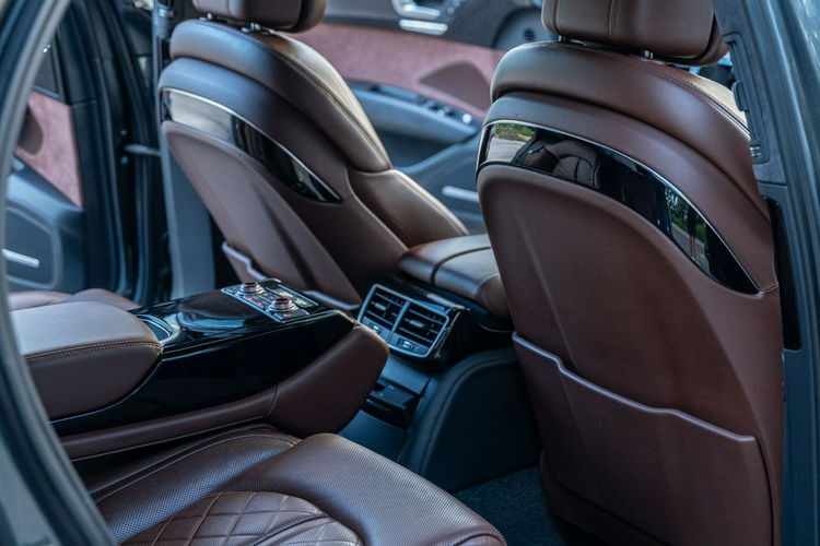 Audi S8 zdjęcie 58