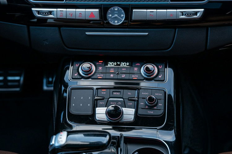 Audi S8 zdjęcie 68
