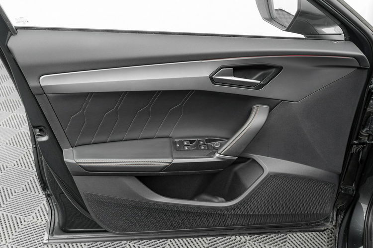 Cupra Formentor 1.5 TSI 150KM DSG Podgrz.f i kier K.cofania Ambient Salon PL VAT 23% zdjęcie 13