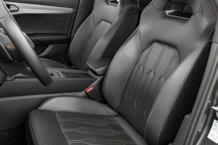 Cupra Formentor 1.5 TSI 150KM DSG Podgrz.f i kier K.cofania Ambient Salon PL VAT 23% zdjęcie 15