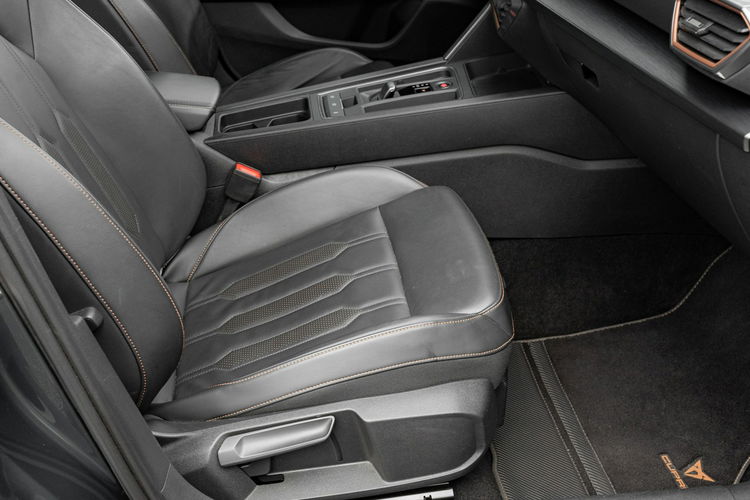 Cupra Formentor 1.5 TSI 150KM DSG Podgrz.f i kier K.cofania Ambient Salon PL VAT 23% zdjęcie 33
