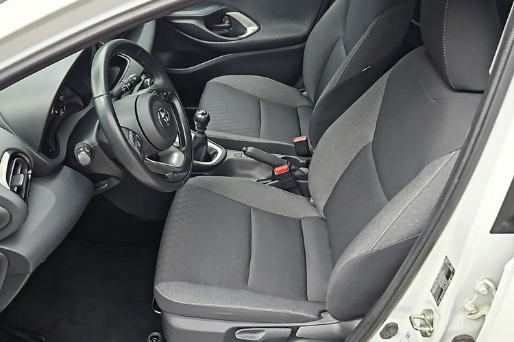 Toyota Yaris 1, 5 VVTi 125KM COMFORT, salon Polska, gwarancja zdjęcie 24