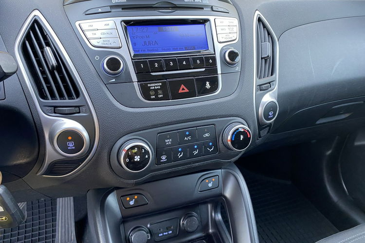Hyundai ix35 13r.2.0 CRDI 136KM 4X4 bezwypadkowy z Niemiec zdjęcie 11