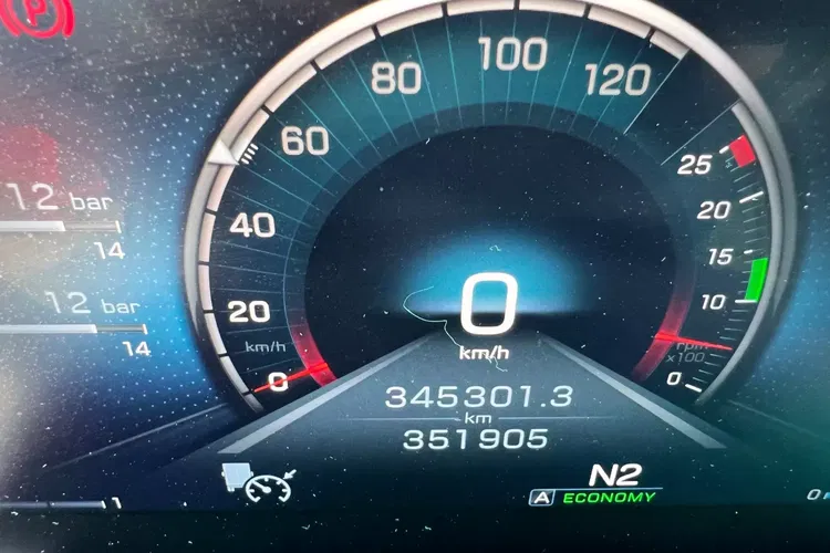 Mercedes ACTROS MP5 GIGASPACE zdjęcie 31