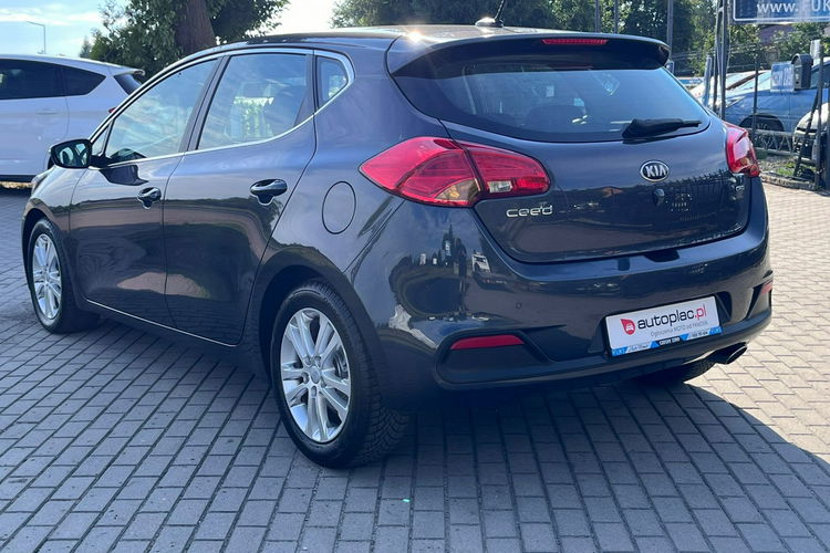 Kia Cee'd Diesel Kamera Cofania BDB stan zdjęcie 11