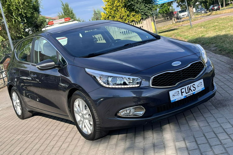Kia Cee'd Diesel Kamera Cofania BDB stan zdjęcie 5
