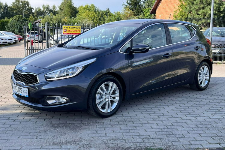 Kia Cee'd Diesel Kamera Cofania BDB stan zdjęcie 9
