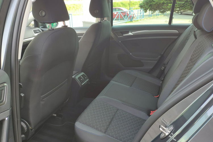 Volkswagen Golf Bezwypadkowy + bardzo zadbany zdjęcie 14