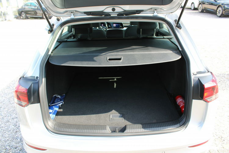 Volkswagen Golf LIFE Virtual Ambiente F-vat Salon Polska Gwarancja zdjęcie 11