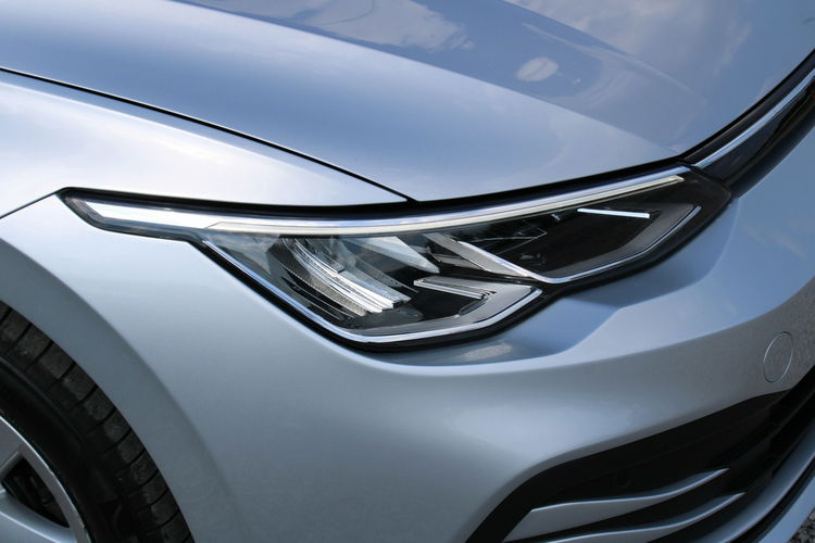 Volkswagen Golf LIFE Virtual Ambiente F-vat Salon Polska Gwarancja zdjęcie 35