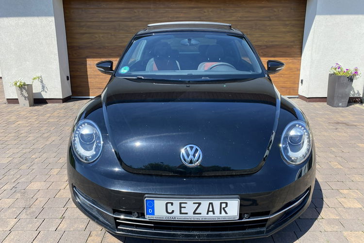 Volkswagen Beetle 1.4 benzyna 160KM ledy bixenon po serwisie dobrze wyposażony zdjęcie 2