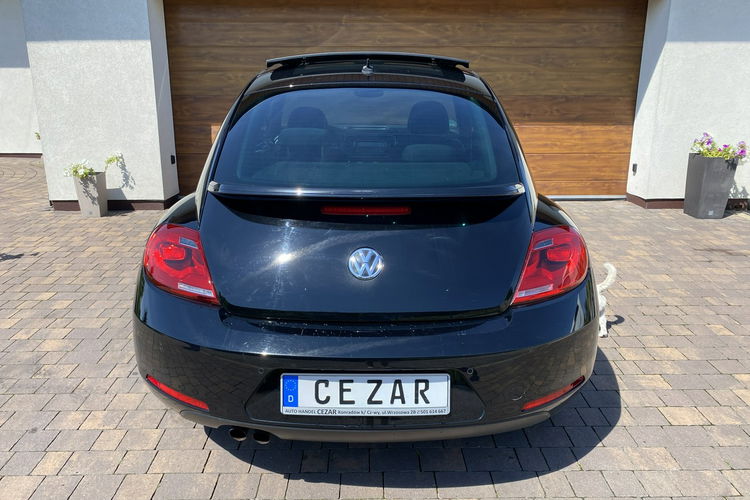 Volkswagen Beetle 1.4 benzyna 160KM ledy bixenon po serwisie dobrze wyposażony zdjęcie 5