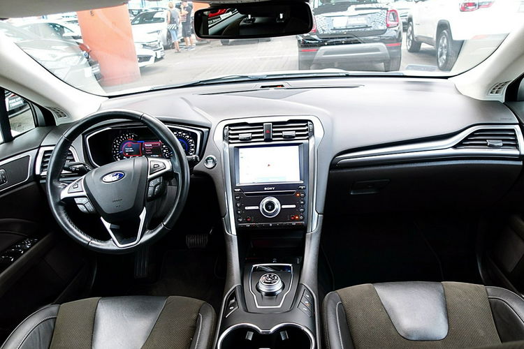 Ford Mondeo TYLKO 61tyś KM SKÓRA+Automat 3Lata GWARANCJI 1wł Kraj Bezwypad F23% 4x2 zdjęcie 11