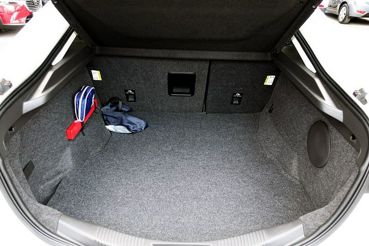 Ford Mondeo TYLKO 61tyś KM SKÓRA+Automat 3Lata GWARANCJI 1wł Kraj Bezwypad F23% 4x2 zdjęcie 13