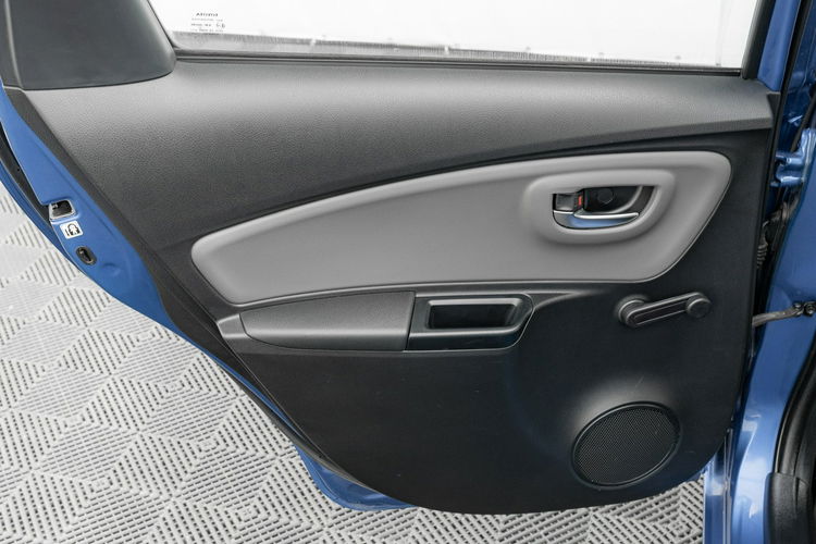 Toyota Yaris 1.5 Premium KLIMA Asystent pasa ruchu Salon PL VAT 23% zdjęcie 24