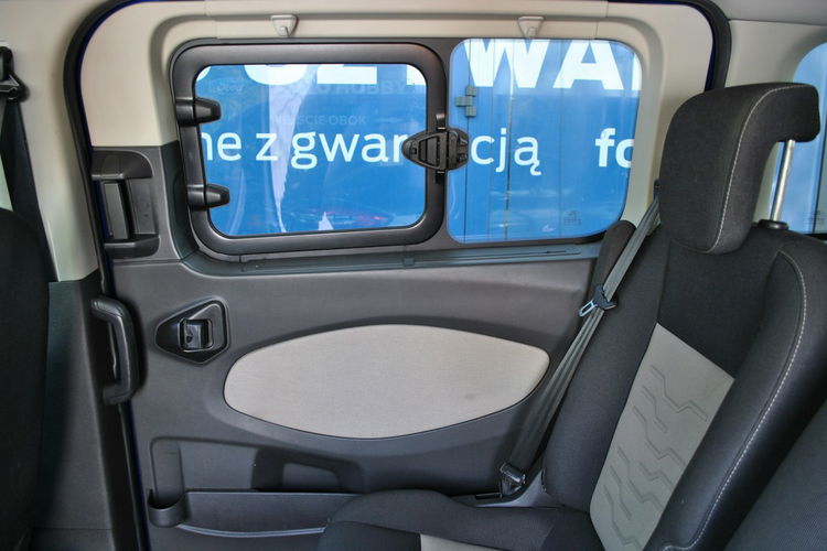 Tourneo Custom Titanium 2.0TDCI 170KM L2 8-osobowy ASO Forda zdjęcie 14