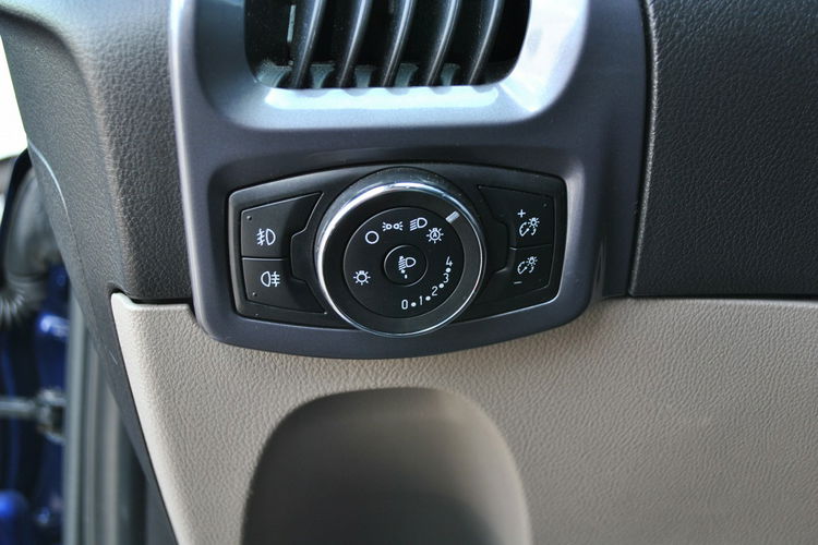 Tourneo Custom Titanium 2.0TDCI 170KM L2 8-osobowy ASO Forda zdjęcie 24