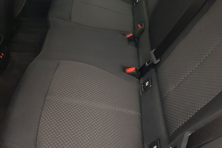 BMW 118 118i 140KM, Podgrzewane Fotele, PDC, Tempomat, LED, Active Guard Plus zdjęcie 19