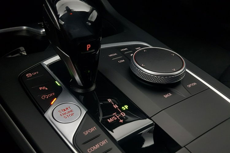 BMW 118 118i 140KM, Podgrzewane Fotele, PDC, Tempomat, LED, Active Guard Plus zdjęcie 22