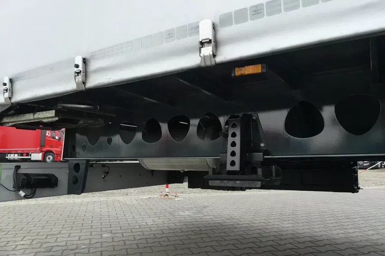 BERGER FIRANKA / OŚ PODNOSZONA / COIL MULDA 8.20m / zdjęcie 9