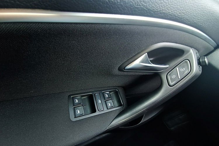 Volkswagen Polo Polo 1.2 TSI Comfortline + BMT + 5 drzwi zdjęcie 14