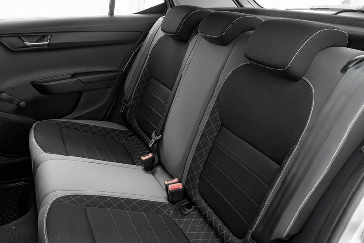 Skoda Fabia WE578VA # 1.0 TSI Ambition Cz.cof Bluetooth Klima Salon PL VAT 23% zdjęcie 26