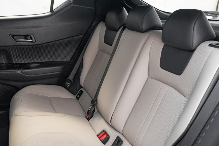 Toyota C-HR GD226RP#1.8 Hybrid Selection Podgrz.f K.cofania Skóra Salon PL VAT 23% zdjęcie 27