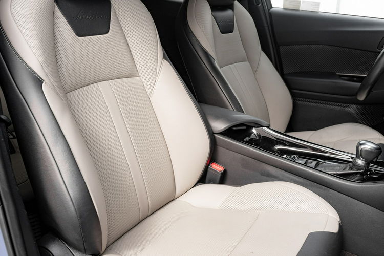 Toyota C-HR GD226RP#1.8 Hybrid Selection Podgrz.f K.cofania Skóra Salon PL VAT 23% zdjęcie 33