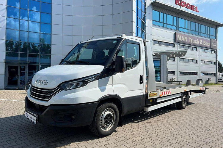 Iveco DAILY 3535S18 zdjęcie 1